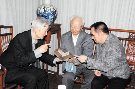 藏家藏中醫(yī)藥古秘方手抄本5000多冊 最早為明代