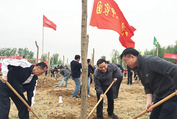 國家中醫(yī)藥管理局組織局機(jī)關(guān)及直屬單位舉行義務(wù)植物活動(dòng)