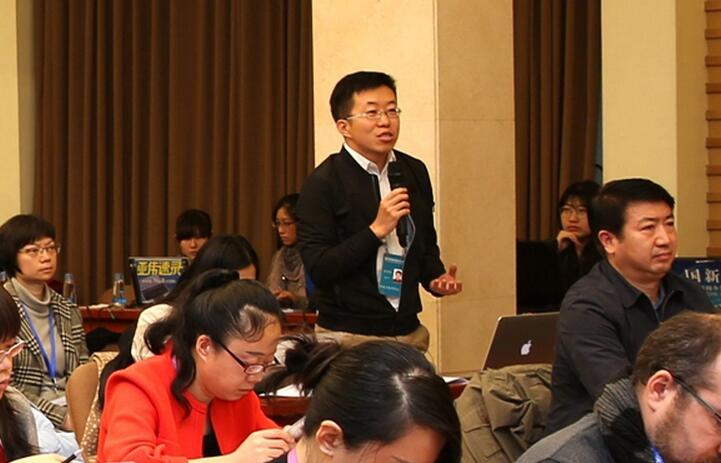鳳凰衛(wèi)視記者：如何看待中藥材價格暴漲？