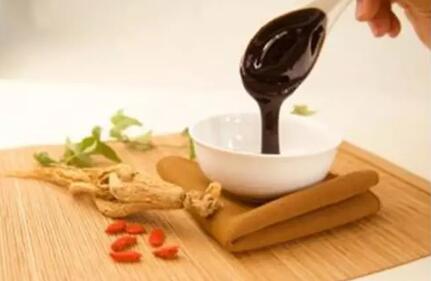 嶺南膏方進補季：補血養(yǎng)顏膏，讓你重獲年輕態(tài)
