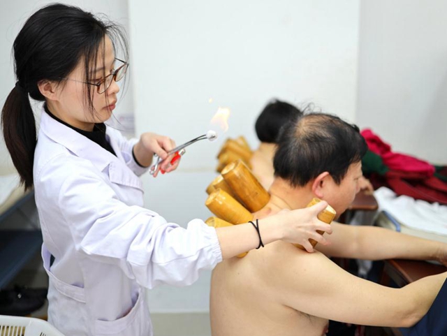 祛濕散寒，中醫(yī)藥點燃江南“小太陽”