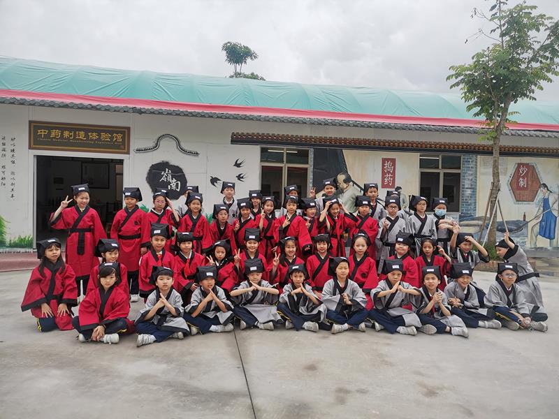 國醫(yī)小鎮(zhèn)丨朝天小學(xué)中醫(yī)藥文化研學(xué)活動